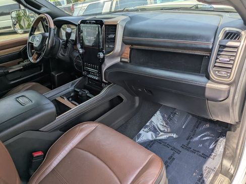 Used 2019 RAM 3500 Limited AWD/4WD image 19