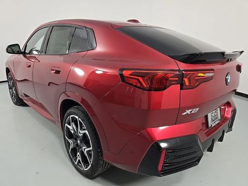 New 2026 BMW X2 xDrive28i w/ Technology Package image 8