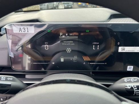 New 2026 Kia Carnival LX FWD image 19