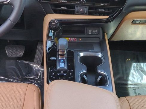 Certified 2024 Lexus NX 250 FWD image 18