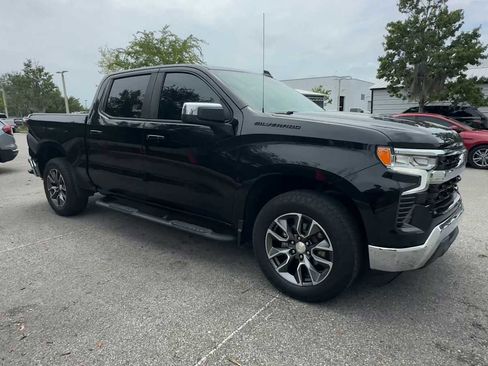 Used 2022 Chevrolet Silverado 1500 LT w/ All Star Edition Plus RWD image 2
