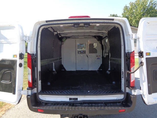 Used 2020 Ford Transit 250 Low Roof RWD image 5
