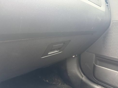 Used 2012 Ford Escape XLT FWD image 30