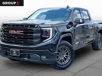 Used 2022 GMC Sierra 1500 Elevation w/ Elevation Premium Package