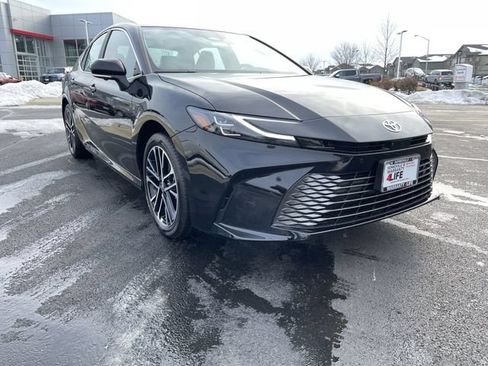 New 2026 Toyota Camry XLE w/ Premium Plus Package AWD/4WD image 10