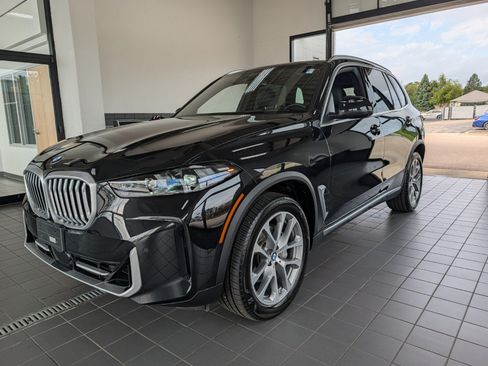 Used 2026 BMW X5 xDrive40i w/ Premium Package AWD/4WD image 7