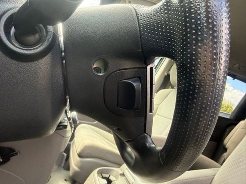 Used 2015 Honda Odyssey EX image 13