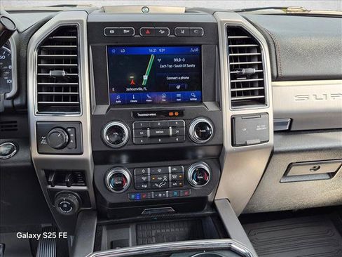 Used 2021 Ford F350 Platinum w/ FX4 Off-Road Package AWD/4WD image 10