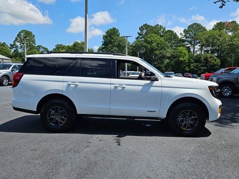 New 2025 Ford Expedition Tremor image 16