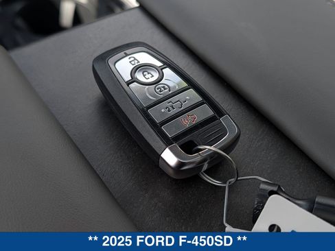 Used 2025 Ford F450 Platinum w/ Platinum Plus Package AWD/4WD image 61