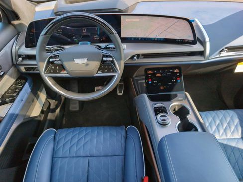 New 2026 Cadillac Vistiq Premium Luxury image 24