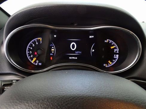 Used 2020 Jeep Grand Cherokee Altitude image 18