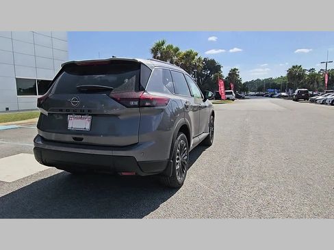 New 2026 Nissan Rogue SV FWD image 31