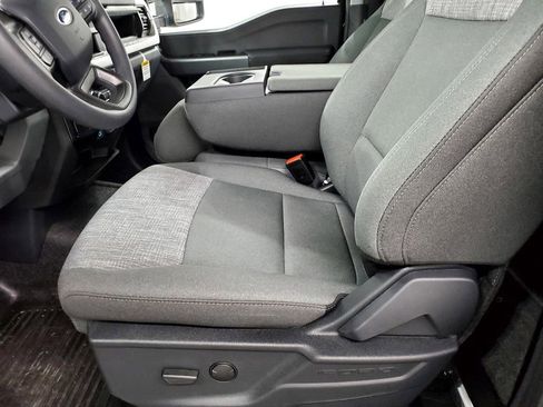 New 2025 Ford F250 XLT w/ F-250 >10K GVWR Package image 15