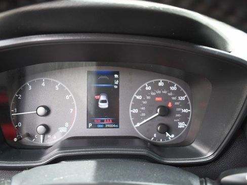 Certified 2024 Toyota Corolla SE image 31