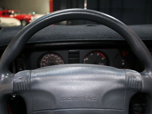 Used 1990 Pontiac Firebird Trans Am RWD image 62