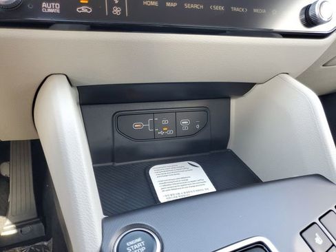 New 2026 Kia Sportage EX image 23