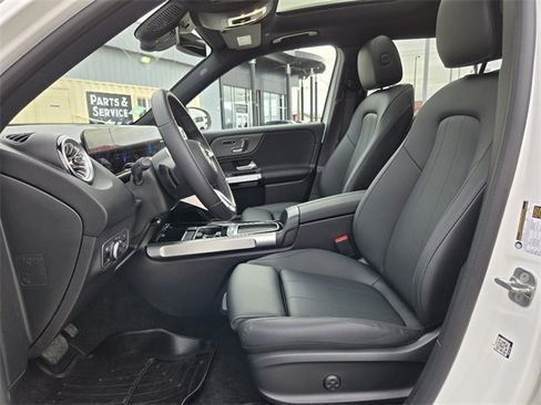 Used 2024 Mercedes-Benz EQB 300 300 image 3