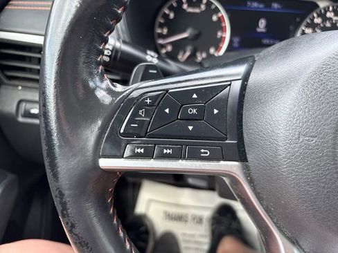 Used 2022 Nissan Altima 2.0 SR FWD image 12