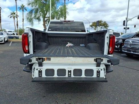 Certified 2023 GMC Sierra 2500 SLT w/ SLT Preferred Package image 8