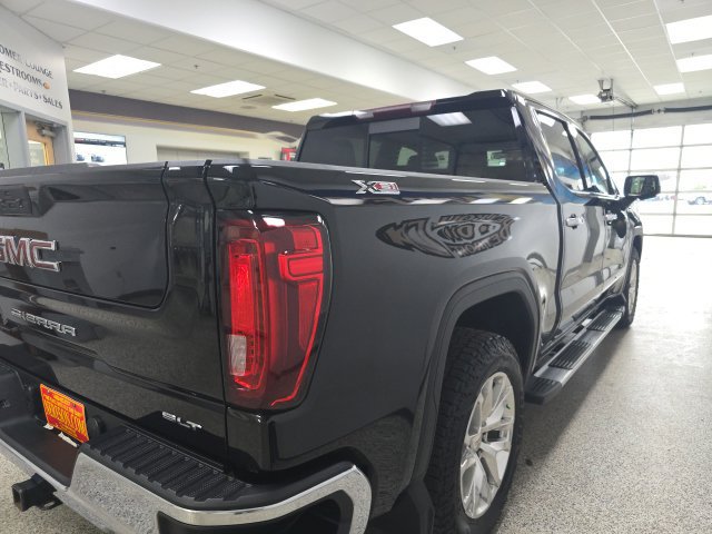 Used 2021 GMC Sierra 1500 SLT w/ SLT Premium Package AWD/4WD image 7