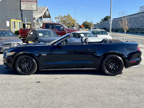 Used 2017 Ford Mustang GT Premium w/ GT Performance Package image 8