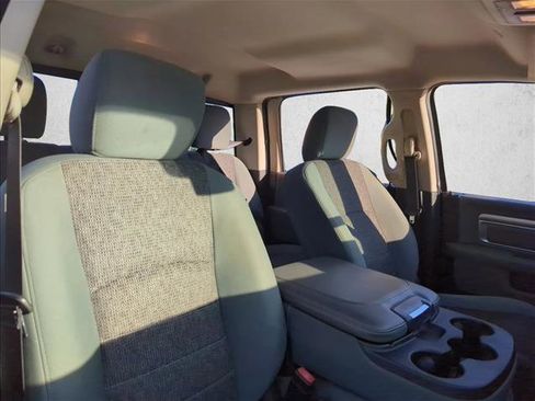 Used 2018 RAM 1500 Big Horn image 25