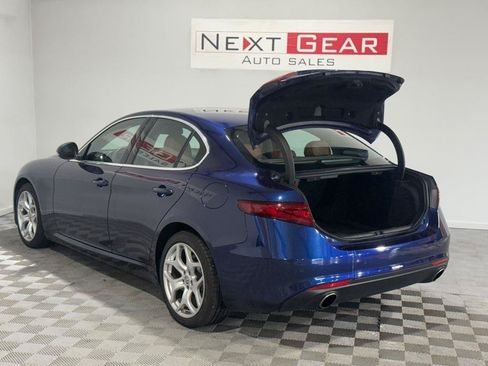 Used 2020 Alfa Romeo Giulia Ti AWD/4WD image 37