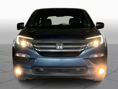 Used 2017 Honda Pilot EX image 3