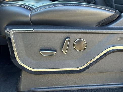 Used 2023 Ford F150 Platinum image 33