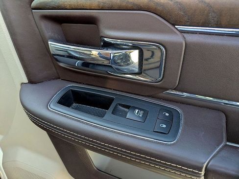 Used 2018 RAM 1500 Laramie Longhorn image 33