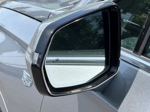 Certified 2025 Cadillac XT6 Premium Luxury FWD image 53