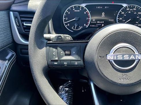 Certified 2023 Nissan Rogue SV FWD image 11