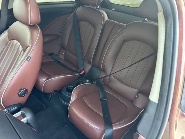 Used 2014 MINI Cooper Paceman FWD image 8