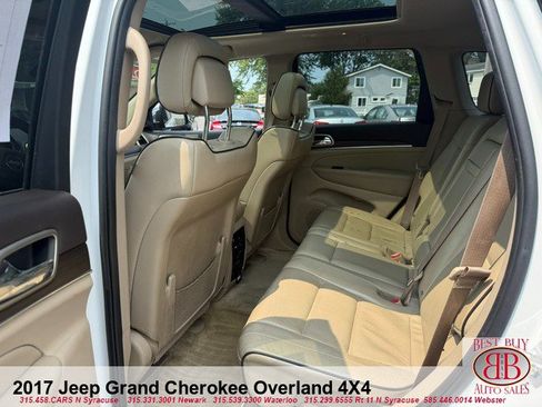 Used 2017 Jeep Grand Cherokee Overland w/ Jeep Active Safety Group AWD/4WD image 11