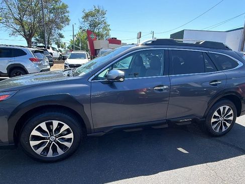 Used 2025 Subaru Outback Touring XT AWD/4WD image 7