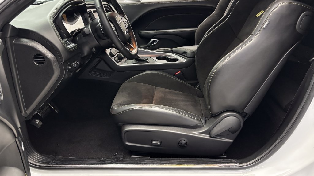 Used 2023 Dodge Challenger R/T Scat Pack RWD image 20