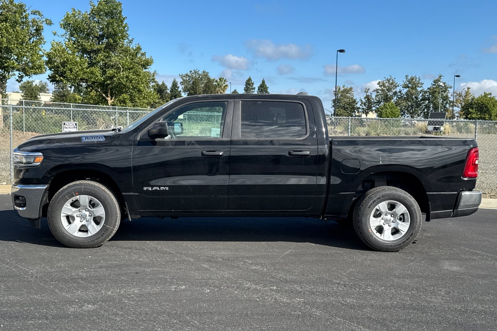New 2026 RAM 1500 Big Horn AWD/4WD image 6