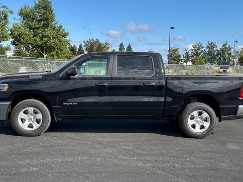 New 2026 RAM 1500 Big Horn AWD/4WD image 6