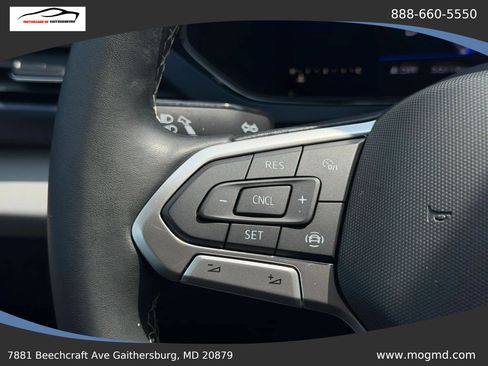 Used 2022 Volkswagen Taos SE FWD image 42