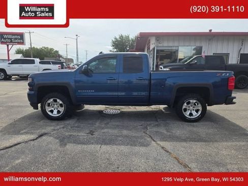 Used 2018 Chevrolet Silverado 1500 LT w/ All Star Edition AWD/4WD image 6