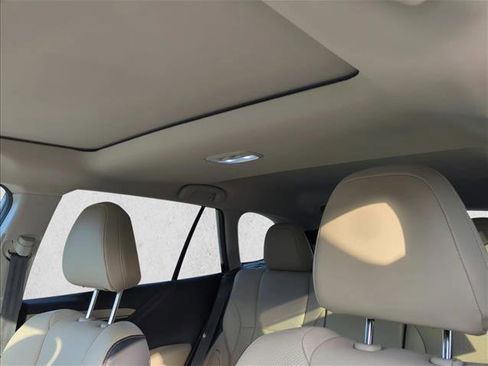 Used 2023 Subaru Outback Limited image 15