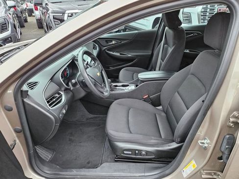 Used 2023 Chevrolet Malibu LT image 10