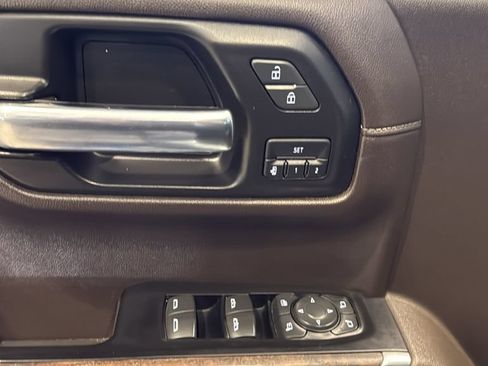 Used 2020 GMC Sierra 1500 Denali w/ Denali Ultimate Package AWD/4WD image 23