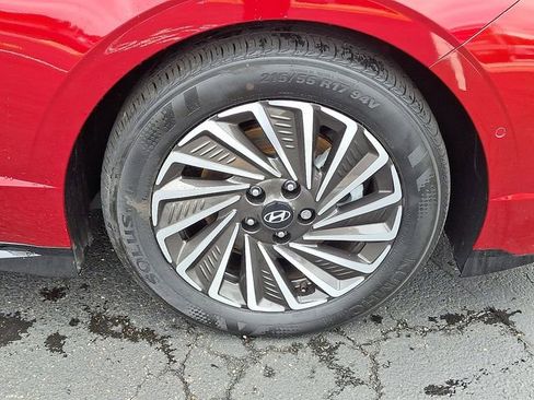 Certified 2025 Hyundai Sonata Limited FWD image 8