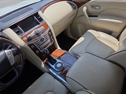 Used 2018 INFINITI QX80 2WD w/ Driver Assistance Package image 14