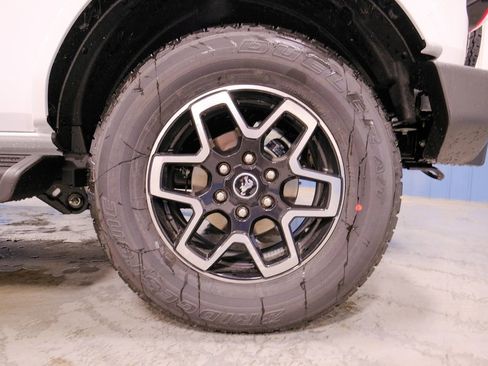 New 2025 Ford Bronco Outer Banks image 42