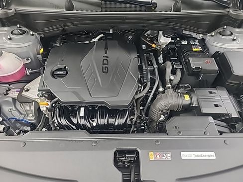 Used 2025 Kia Sportage LX image 38