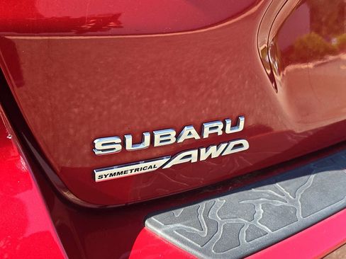 Used 2024 Subaru Crosstrek 2.5i Limited AWD/4WD image 33