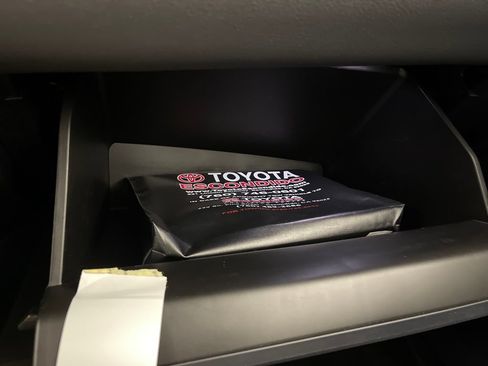 Certified 2026 Toyota Corolla XSE FWD image 25